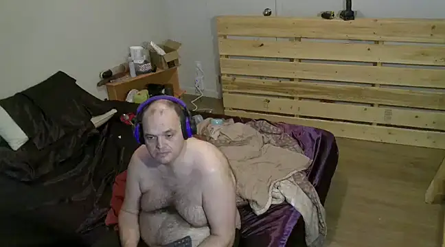 Snapshot of caressonnous chatting on January 20, 2025, 10:37 pm caressonnous online show from January 20, 2025, 10:37 pm