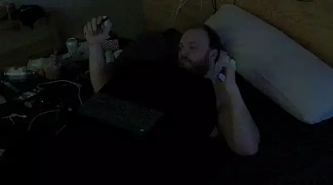 Snapshot of caressonnous chatting on March 4, 2025, 1:17 pm caressonnous online show from March 4, 2025, 1:17 pm