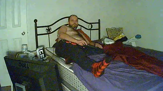 Snapshot of caressonnous chatting on December 19, 2024, 9:06 pm caressonnous online show from December 19, 2024, 9:06 pm