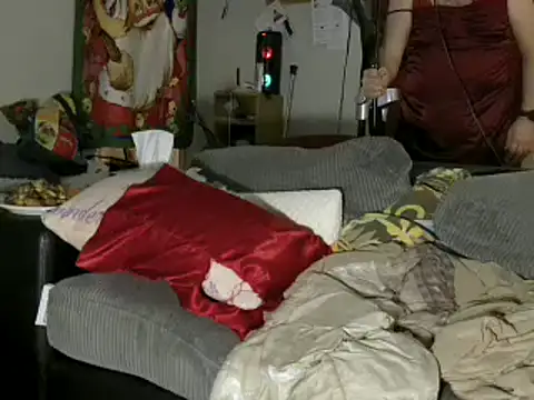 Snapshot of caressonnous chatting on December 24, 2024, 11:55 pm caressonnous online show from December 24, 2024, 11:55 pm