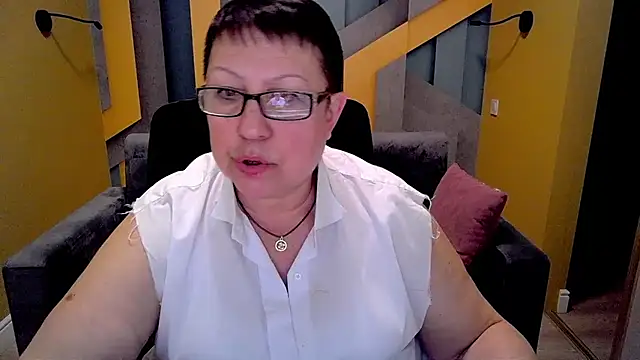 BarbaraTurners online show from March 14, 2025, 11:11 pm