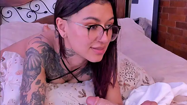 noemi foxxx online show from March 22, 2025, 6:36 pm