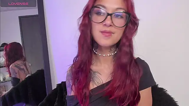 Snapshot of noemi_foxxx chatting on May 12, 2026, 3:18 pm noemi foxxx online show from May 12, 2026, 3:18 pm