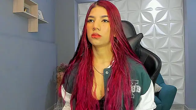 Snapshot of LindseyFerrer chatting on January 22, 2025, 11:12 am LindseyFerrer online show from January 22, 2025, 11:12 am