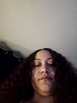 honeeyyy pot online show from March 18, 2025, 5:23 am