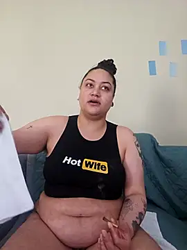 honeeyyy pot online show from April 9, 2026, 9:54 pm