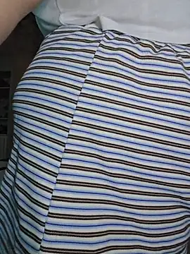 honeeyyy pot online show from November 22, 2025, 8:35 am