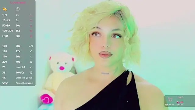 Emmaa Saenz  online show from March 15, 2026, 12:06 am