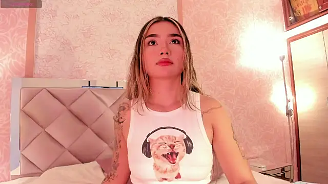 Arianavillada online show from October 15, 2025, 3:27 am