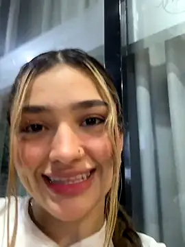 Arianavillada online show from November 23, 2025, 1:15 am