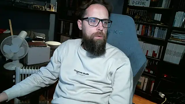 MeSteff online show from December 17, 2024, 7:37 pm