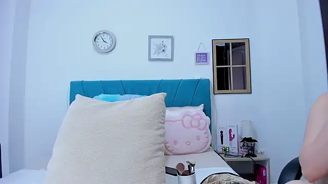 kamila lopez online show from March 22, 2026, 8:54 pm