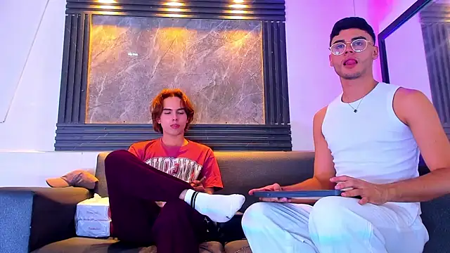 liam genner  online show from October 17, 2025, 7:59 pm