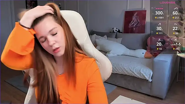 Snapshot of Frau_Lina chatting on April 28, 2026, 4:11 pm Frau Lina online show from April 28, 2026, 4:11 pm