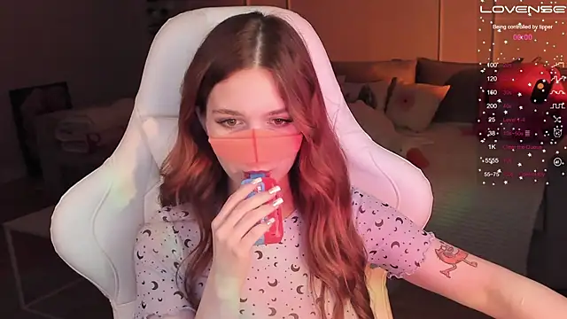 Frau Lina online show from January 11, 2025, 5:29 pm