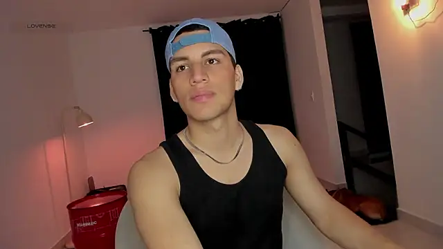 Snapshot of Curlblue chatting on February 22, 2026, 4:04 am Curlblue online show from February 22, 2026, 4:04 am