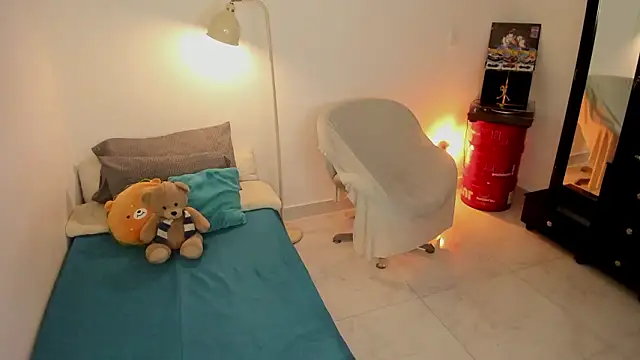 Snapshot of Curlblue chatting on February 10, 2026, 8:57 am Curlblue online show from February 10, 2026, 8:57 am