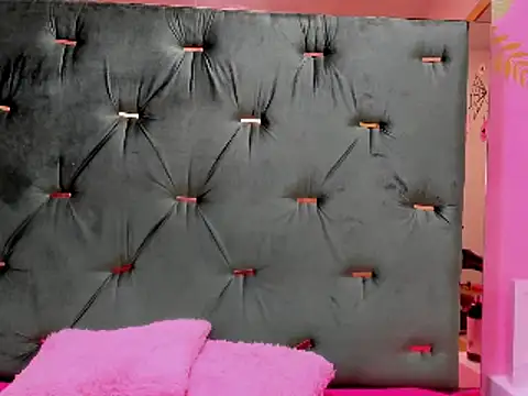 Hellen  4master online show from March 18, 2025, 5:12 pm