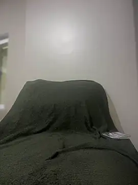 iwantfuckbby online show from March 24, 2026, 12:16 pm