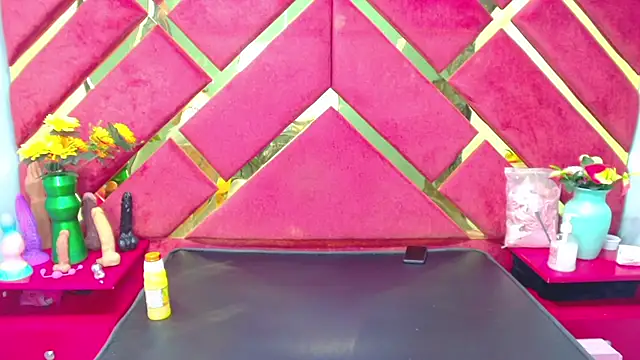 Sweet Annyy online show from September 12, 2025, 12:38 pm