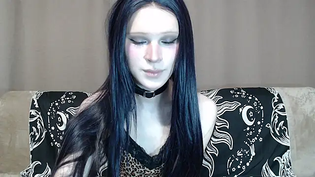 Snapshot of Sexpired_Princess chatting on June 15, 2026, 6:18 pm Sexpired Princess online show from June 15, 2026, 6:18 pm