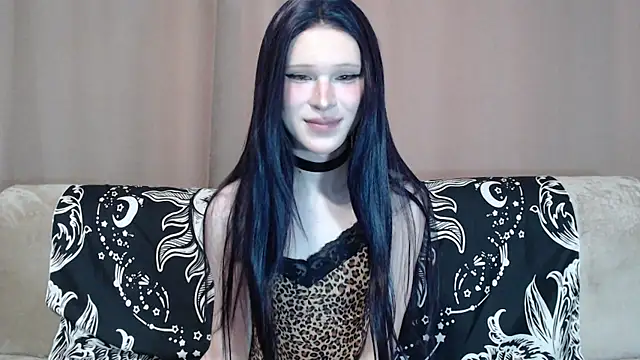 Snapshot of Sexpired_Princess chatting on May 17, 2026, 5:18 am Sexpired Princess online show from May 17, 2026, 5:18 am