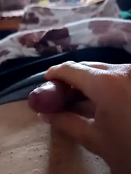 vadszex31 online show from September 9, 2025, 9:52 am