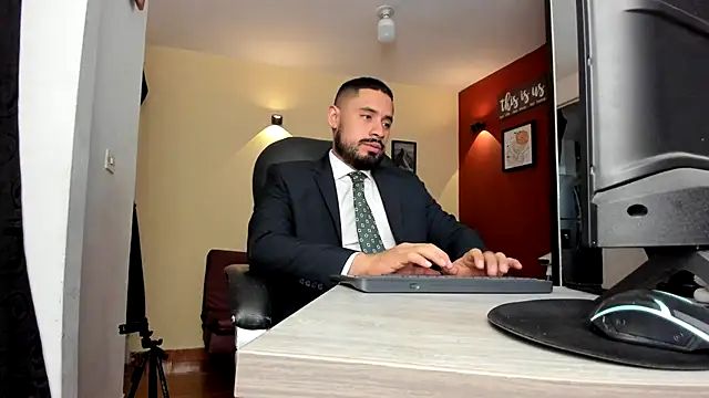Snapshot of thesexlawyer1 chatting on May 17, 2026, 3:39 am thesexlawyer1 online show from May 17, 2026, 3:39 am