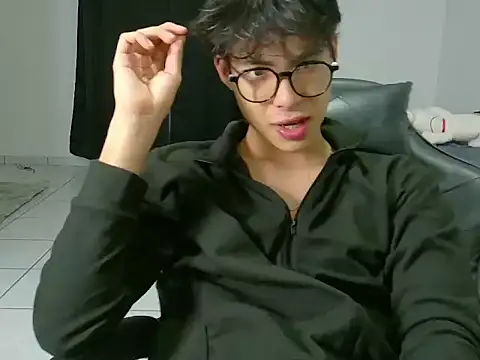 Snapshot of Jacotnk chatting on October 2, 2025, 4:16 am Jacotnk online show from October 2, 2025, 4:16 am