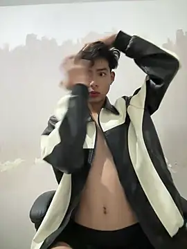 Snapshot of Jacotnk chatting on January 7, 2025, 11:56 pm Jacotnk online show from January 7, 2025, 11:56 pm