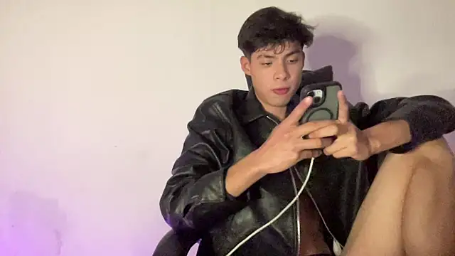 Snapshot of Jacotnk chatting on January 10, 2025, 5:05 am Jacotnk online show from January 10, 2025, 5:05 am