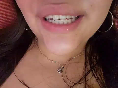 Snapshot of Blanquitaaa chatting on February 11, 2025, 6:55 pm Blanquitaaa online show from February 11, 2025, 6:55 pm