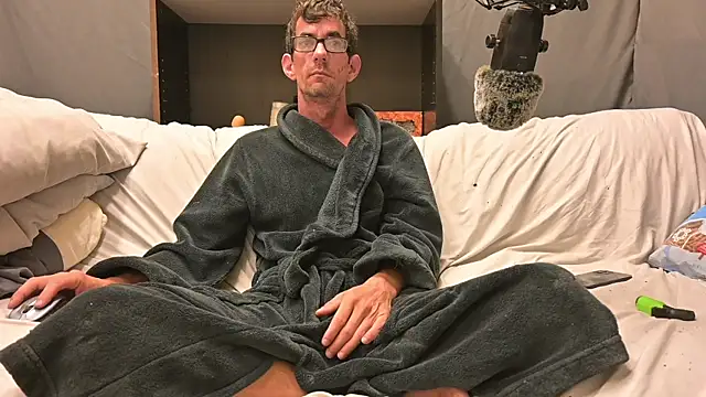 Snapshot of joeiandola chatting on November 3, 2025, 5:38 pm joeiandola online show from November 3, 2025, 5:38 pm