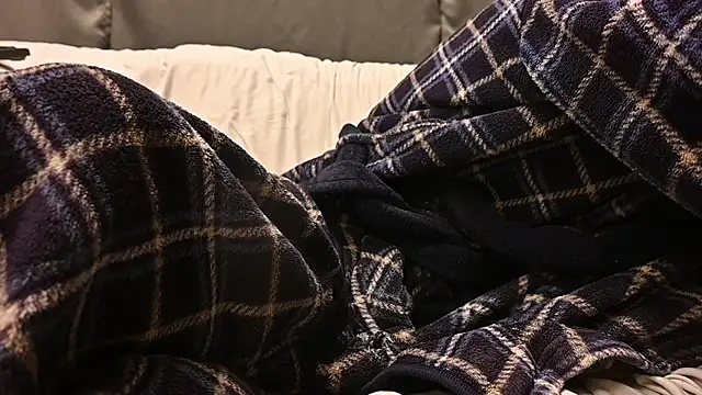 Snapshot of joeiandola chatting on October 5, 2025, 3:25 pm joeiandola online show from October 5, 2025, 3:25 pm