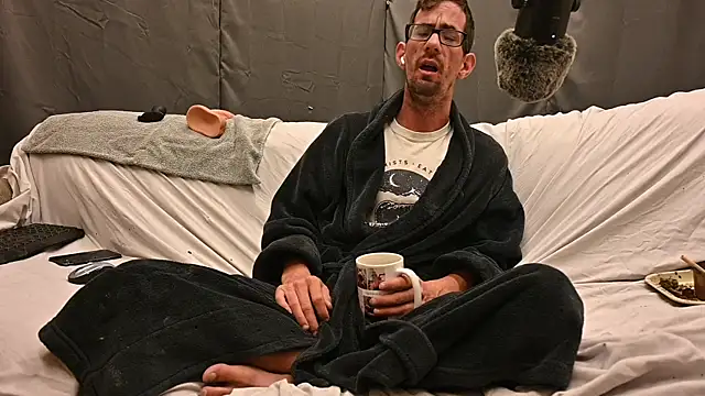 Snapshot of joeiandola chatting on September 28, 2025, 3:19 pm joeiandola online show from September 28, 2025, 3:19 pm