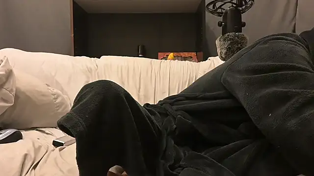 Snapshot of joeiandola chatting on November 14, 2025, 6:00 pm joeiandola online show from November 14, 2025, 6:00 pm