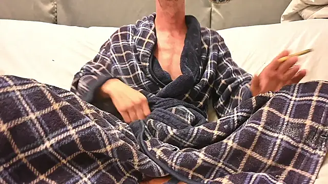 Snapshot of joeiandola chatting on October 10, 2025, 6:31 pm joeiandola online show from October 10, 2025, 6:31 pm