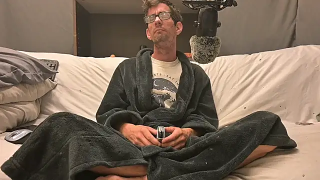 Snapshot of joeiandola chatting on November 6, 2025, 6:01 pm joeiandola online show from November 6, 2025, 6:01 pm