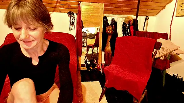 Hot Colettte online show from March 22, 2026, 3:32 am