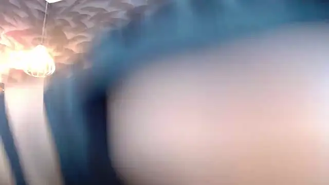 Snapshot of CrystalBrooke3x chatting on October 12, 2025, 8:10 pm CrystalBrooke3x online show from October 12, 2025, 8:10 pm