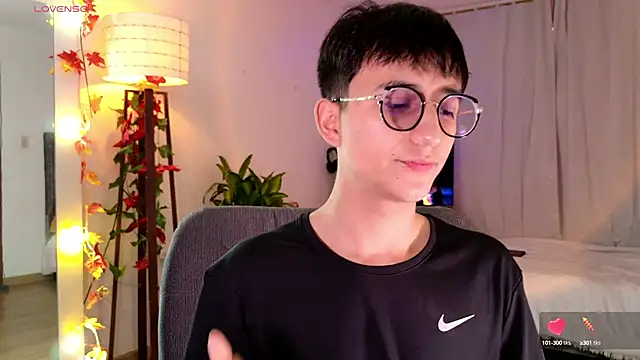 Mr evan1 online show from March 18, 2025, 2:06 pm