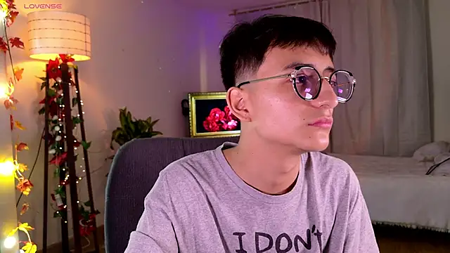 Mr evan1 online show from February 28, 2025, 1:58 pm