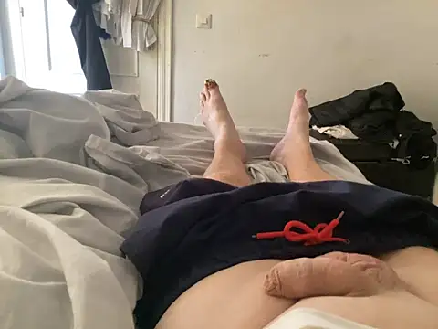 Bossinmidd12 online show from November 9, 2025, 8:18 am