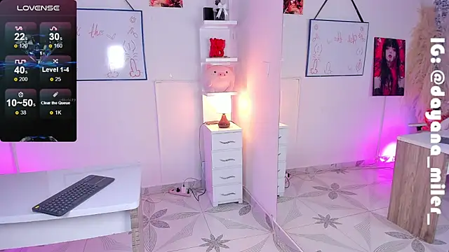  dayana miler online show from January 24, 2025, 1:56 am