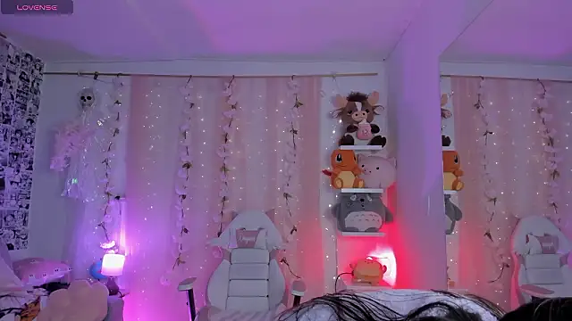  dayana miler online show from February 14, 2026, 12:44 am