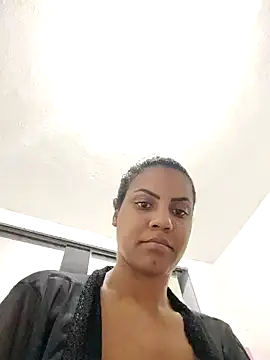 Bella Anjoss online show from January 3, 2025, 1:05 am