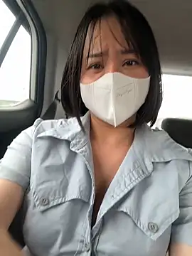 May-Squirt online show from April 2, 2026, 5:03 am