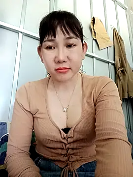 Ana love2000 online show from October 17, 2025, 12:58 am