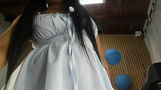 Lili 16 online show from September 28, 2025, 11:17 am