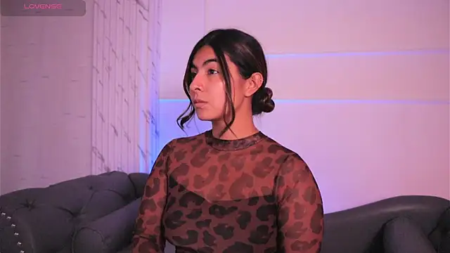 Snapshot of ShelleyMorell chatting on October 8, 2025, 2:07 pm ShelleyMorell online show from October 8, 2025, 2:07 pm